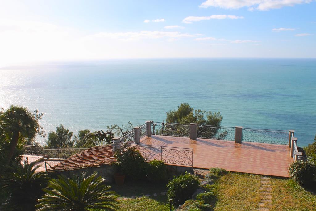 B&B Le Palme Ameglia Bagian luar foto