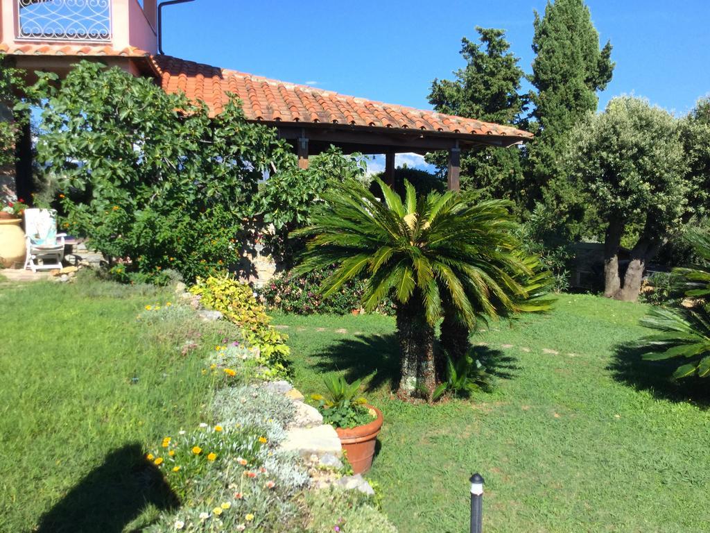 B&B Le Palme Ameglia Bagian luar foto