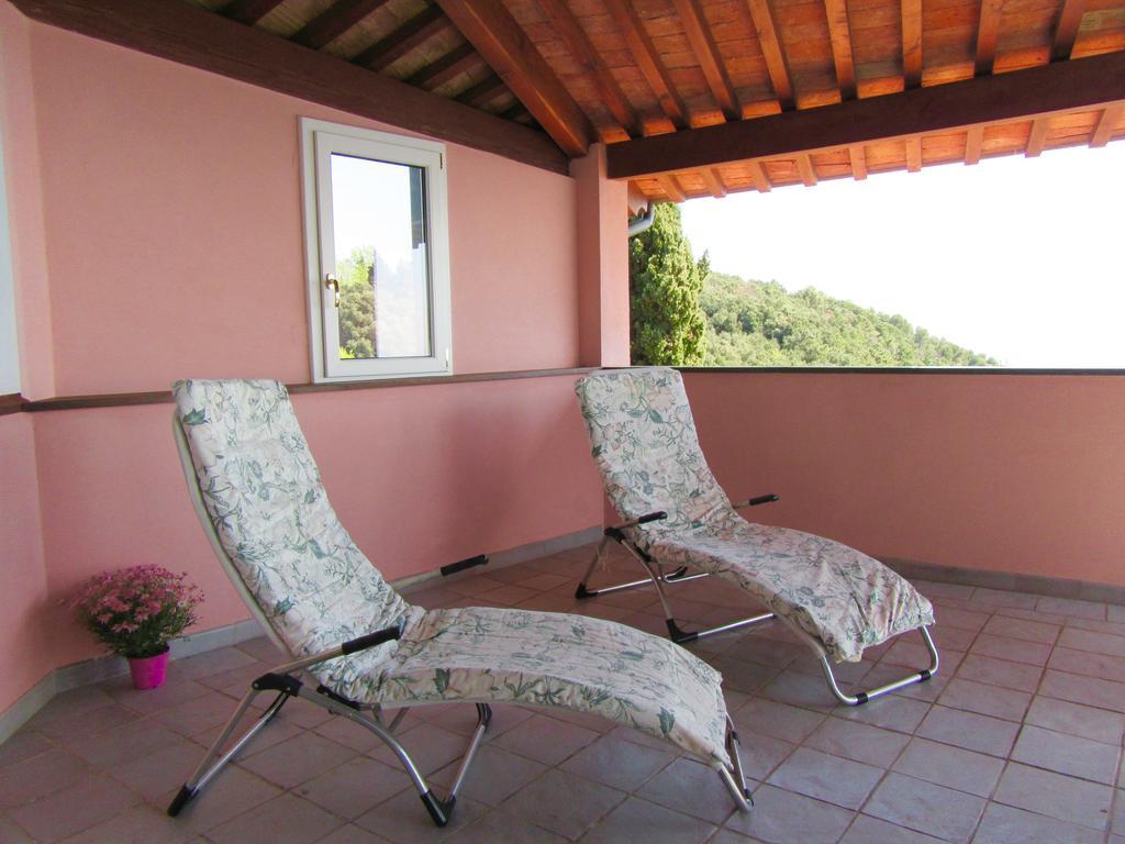 B&B Le Palme Ameglia Bagian luar foto