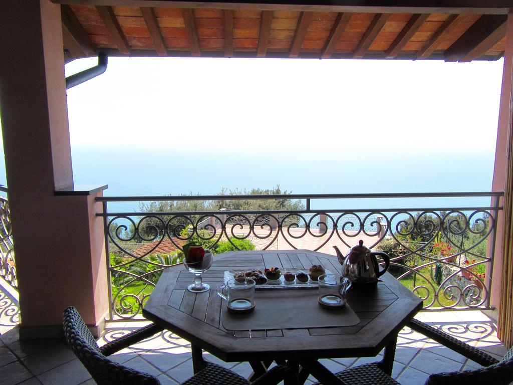 B&B Le Palme Ameglia Bagian luar foto